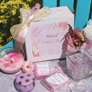 Handmade candles gift set for Mother's Day